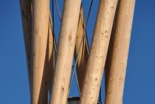 słupy z drewna klejonego BSH 380×214 px ekodrewno